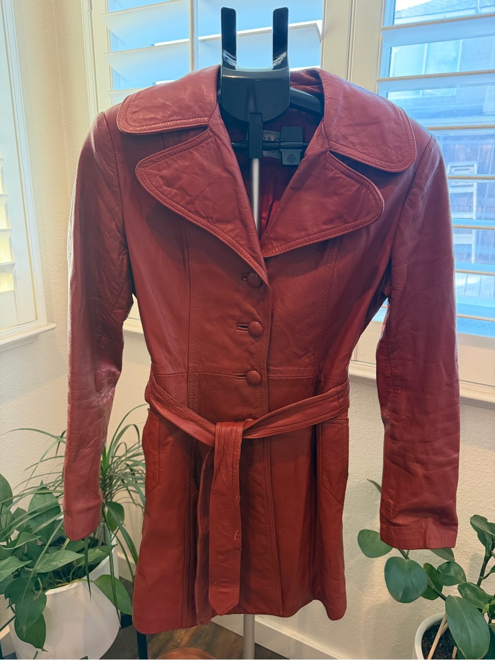 Vintage 1970s Red Leather Trench Coat Belted Mid-Length Retro Boho Mob Wife